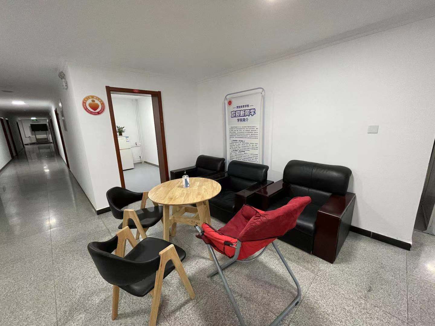 9eb072fb571f44a2bdca3c6f6a07a69b.jpg 9eb072fb571f44a2bdca3c6f6a07a69b.jpg